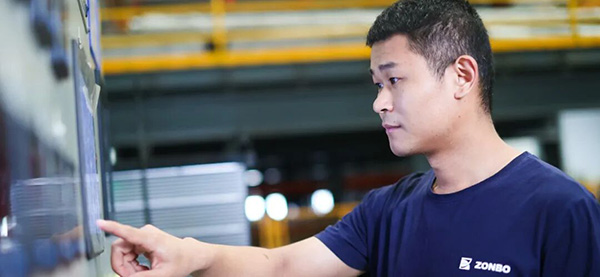 喜报！热烈祝贺王闯荣获江苏省五一劳动奖章！